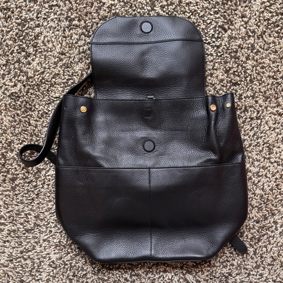 Cuyana Leather Backpack - Picture 3 of 16